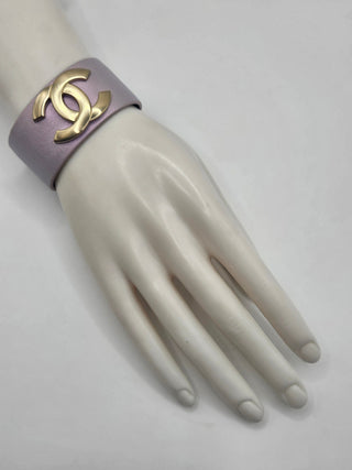 Chanel Iridescent Purple Leather Interlocking CC Logo Wide Cuff