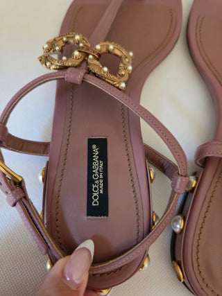 Dolce & Gabbana beige leather pearl logo embellished thong sandals 37 sz
