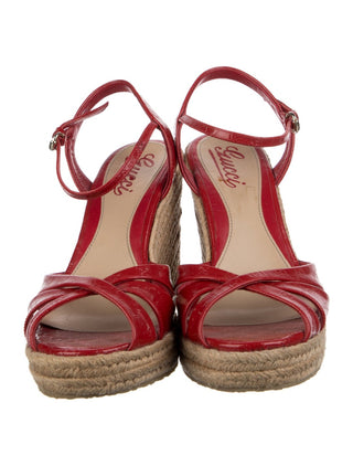 Gucci Red Patent GG Logo Leather Slingback wedges 38 sz