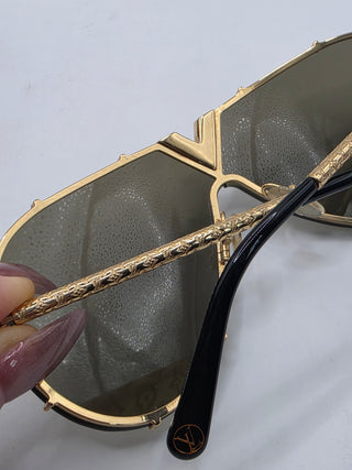 Louis Vuitton Gold-tone 2017 LV Drive Sunglasses