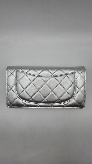 Chanel Silver-tone Interlocking CC Yen Wallet Bifold Wallet