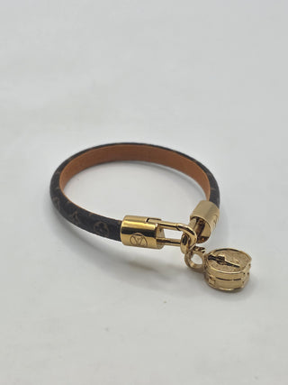 Louis Vuitton Brown LV Monogram LV Tribute Charm Bracelet 27 sz