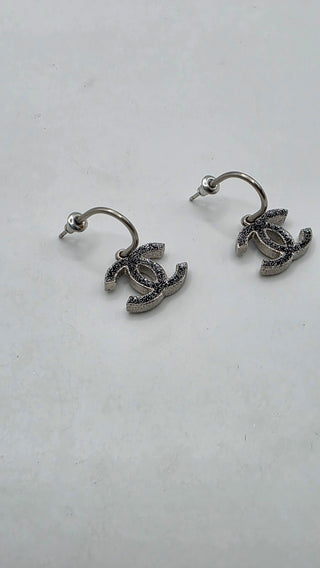 Chanel Silver-tone Black Enamel Glitter Interlocking CC Drop Earrings