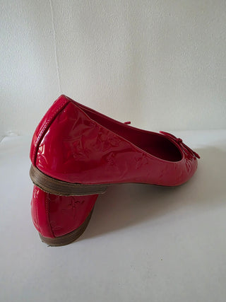 Louis Vuitton Red Patent Leather Bow Accents Ballet Flats 37 sz