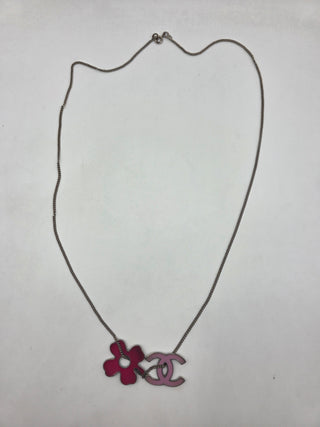 Chanel Silver-tone Enamel Interlocking CC Clover Pendant Necklace