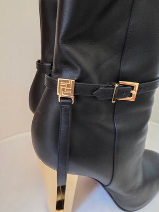 Fendi Black leather Gold-tone logo heels ankle boots 39 sz