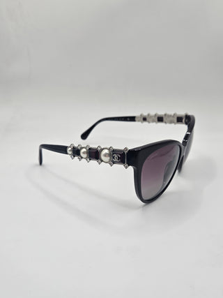 Chabel Burgundy Black Interlocking CC Logo Cat-Eye Sunglasses