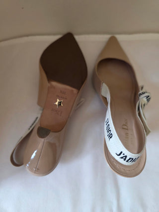 Christian Dior Beige Patent Leather J'Adior Printed Slingback Pumps 39.5 sz