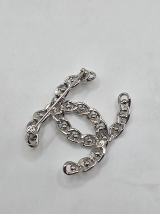 Chanel Silver-tone 2022 CC Chain Link Brooch