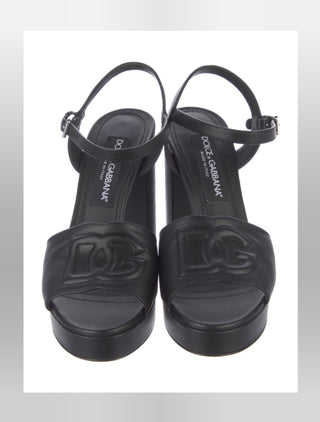 Dolce and Gabana black leather DG logo platform sandals 38.5 sz