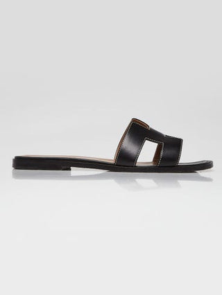 Hermes Black Calfskin Leather Oran Flat Sandals 39.5 sz
