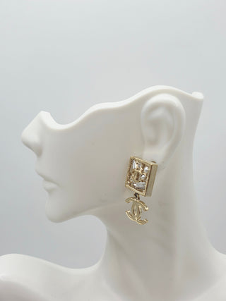 Chanel Gold-tone Faux Pearl Strass Cluster Interlocking CC Drop Earrings