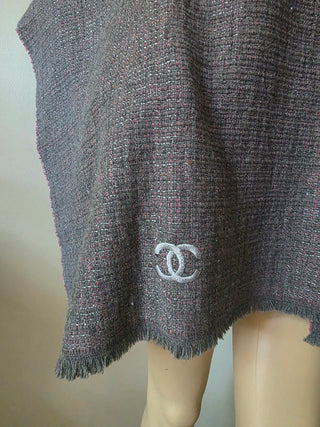 Chanel Grey Pink Cashmere Interlocking CC Metallic Thread Fringe Scarf