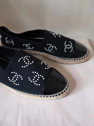 Chanel Black 2022 Interlocking CC Logo Espadrilles 42 sz