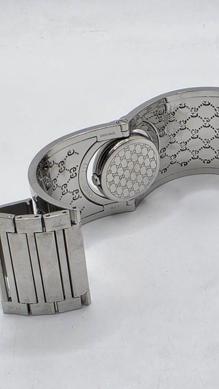Gucci Silver-tone stainless steel GG Monogram Twirl watch