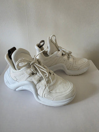 Louis Vuitton White Leather Monogram Canvas Archlight Sneaker 39 sz