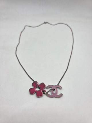 Chanel Silver-tone Enamel Interlocking CC Clover Pendant Necklace