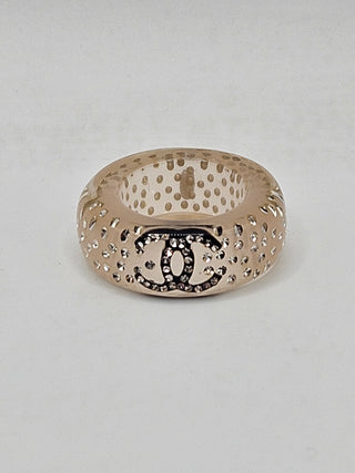 Chanel Beige Strass & Resin Interlocking CC Band Ring Size: 5.75