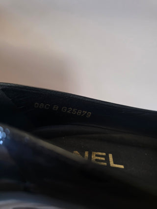 Chanel Black Patent Leather 2008 Interlocking CC Logo Pumps 39.5