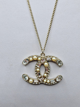 Chanel Gol-tone Faux Pearl Strass CC Pendant Necklace