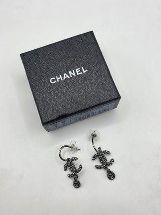 Chanel Silver-tone Ruthenium Metal CC Faux Pearl Drop Earrings