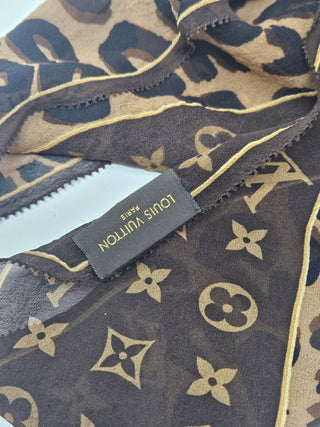 LOUIS VUITTON Monogram Leopard LV Monogram Silk Scarf