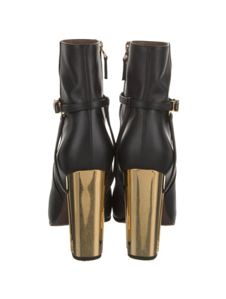 Fendi Black leather Gold-tone logo heels ankle boots 39 sz