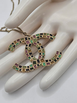 Chanel Gold-tone Enamel Interlocking CC Pendant Necklace