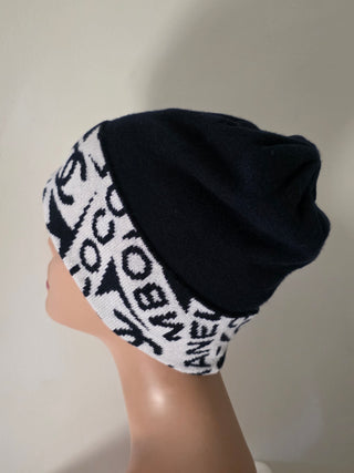 Chanel Black/White Interlocking CC Cashmere Beanie One size