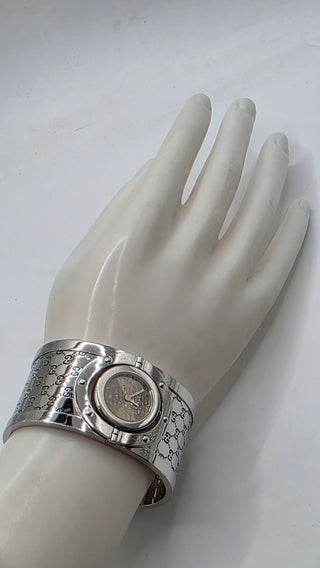 Gucci Silver-tone stainless steel GG Monogram Twirl watch