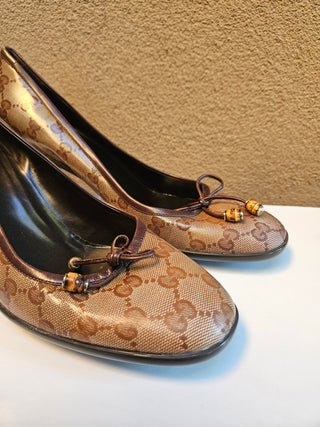 Gucci Brown GG Monogram mid heel pumps 39.5 sz