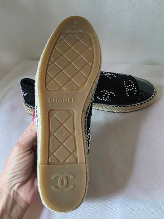 Chanel Black 2022 Interlocking CC Logo Espadrilles 42 sz