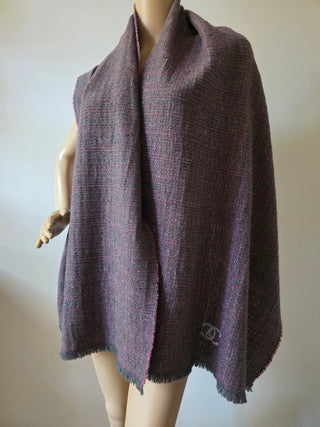 Chanel Grey Pink Cashmere Interlocking CC Metallic Thread Fringe Scarf