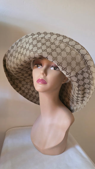 Gucci Beige GG Monogram oversized hat XS sz