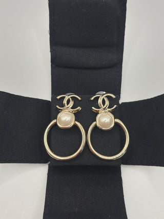 Chanel Gold-tone 2022 Faux Pearl Interlocking CC Drop Earrings
