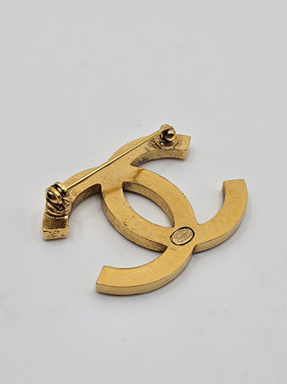 Chanel Gold-tone Textured Interlocking CC Brooch