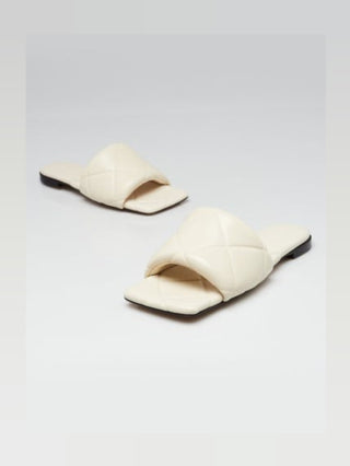 Bottega Veneta White Embossed Leather Lido Flat Sandals 37 sz