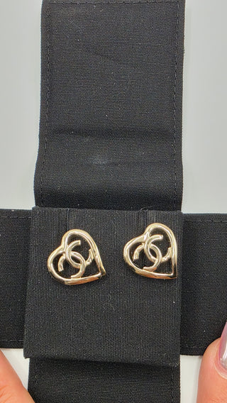 Chanel Gold-tone Interlocking CC Heart Stud Earrings NWT