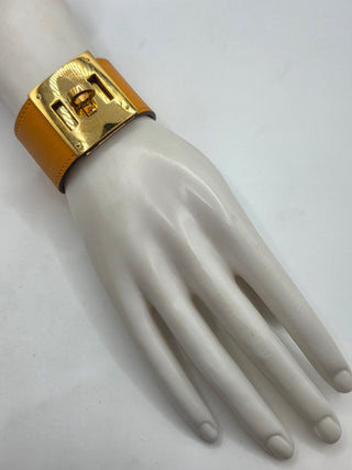 Hermès Brown Leather Gold Plated Kelly Dog Wrap Bracelet