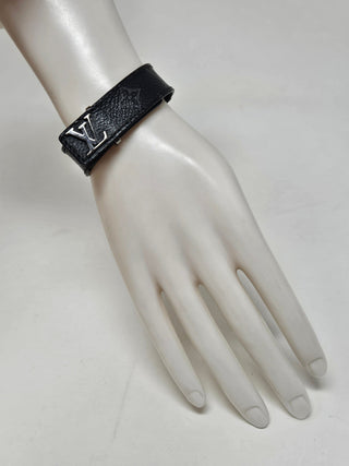 LOUIS VUITTON Black Leather LV charm wrap Bracelet