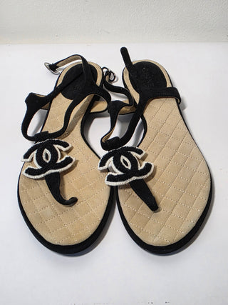 Chanel Interlocking CC Logo Suede T-Strap Sandals 37 sz