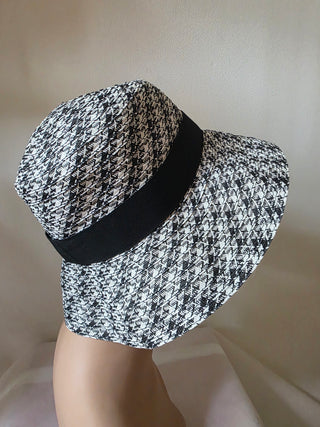 Christian Dior Black White Women's Paper Logo Printed Bucket Hat