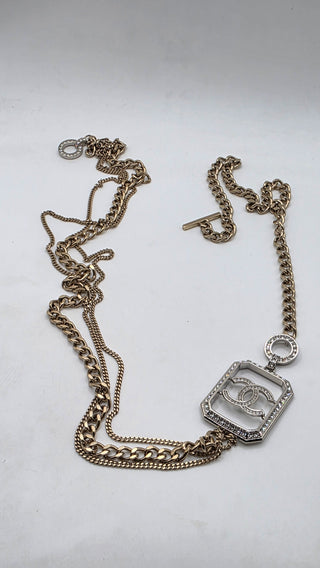 Chanel Strass Interlocking CC Gold-tone Long Station Necklace