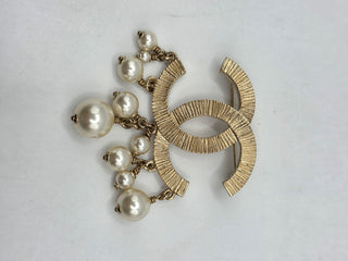 Chanel Gold-tone Faux Pearl Interlocking CC Pin Brooch
