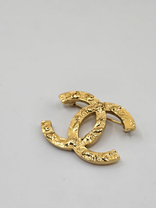 Chanel Gold-tone Textured Interlocking CC Brooch