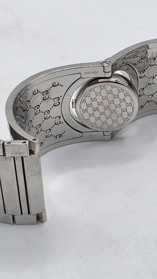 Gucci Silver-tone stainless steel GG Monogram Twirl watch