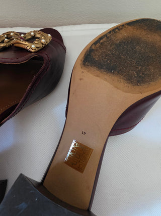 Dolce & Gabbana Brown leather Gold-tone DG Logo charm sandals 41 sz