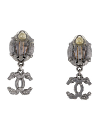 Chanel Resin Strass Silver-tone Interlocking CC Clip On Drop Earrings