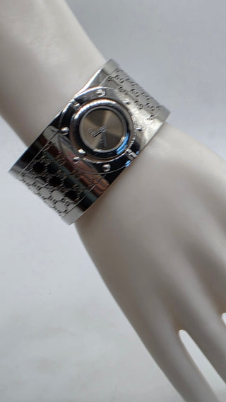 Gucci Silver-tone stainless steel GG Monogram Twirl watch