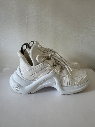 Louis Vuitton White Leather Monogram Canvas Archlight Sneaker 39 sz